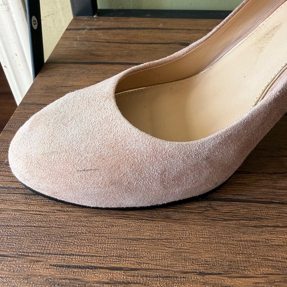 Vince Camuto Blush Suede Heels - Picture 5 of 8